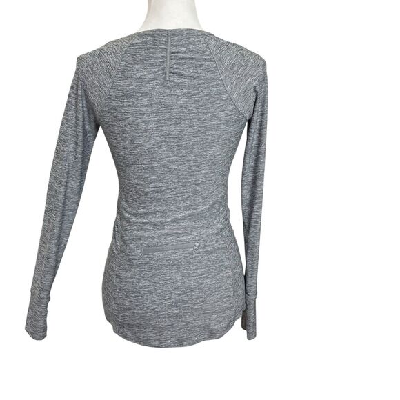 Athleta Pacifica Long Sleeve Top Gray XS Thumb Holes Ruched - Picture 5 of 14